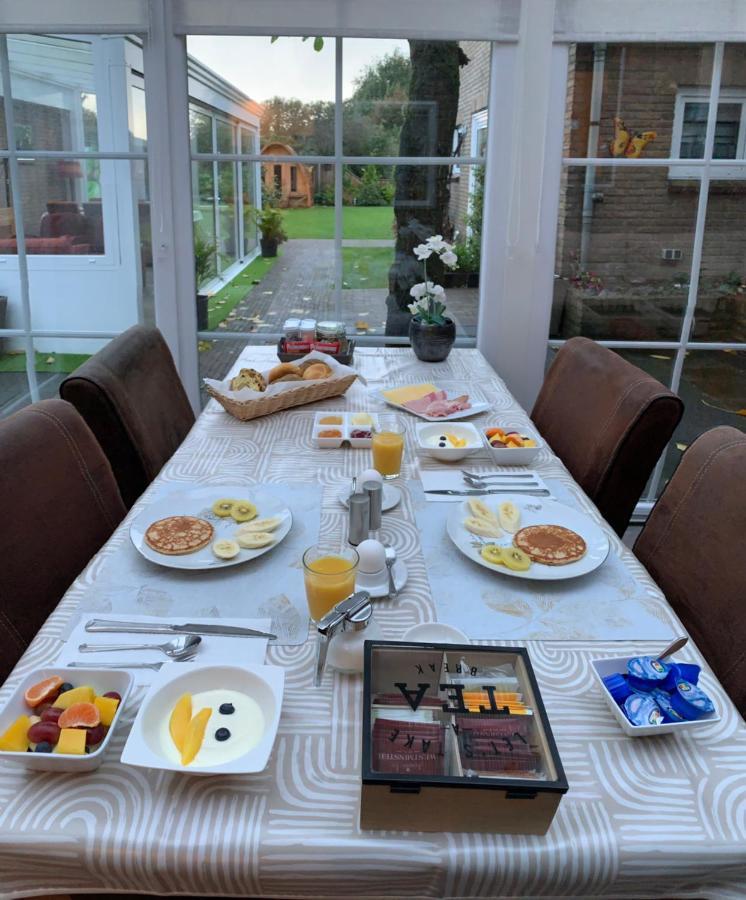 At Marries Bed and Breakfast Wilp Exteriör bild