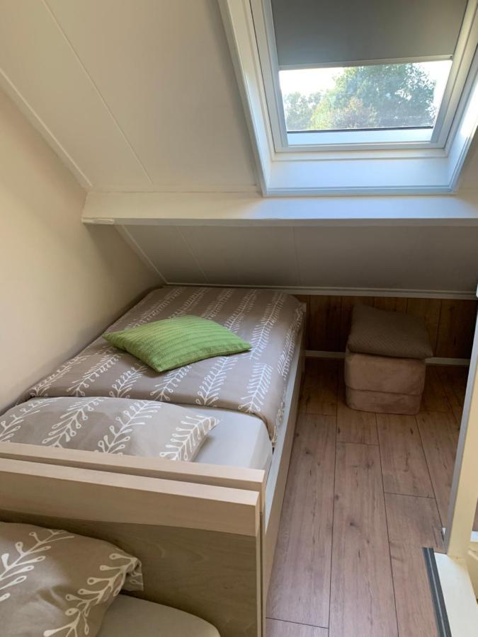 At Marries Bed and Breakfast Wilp Exteriör bild